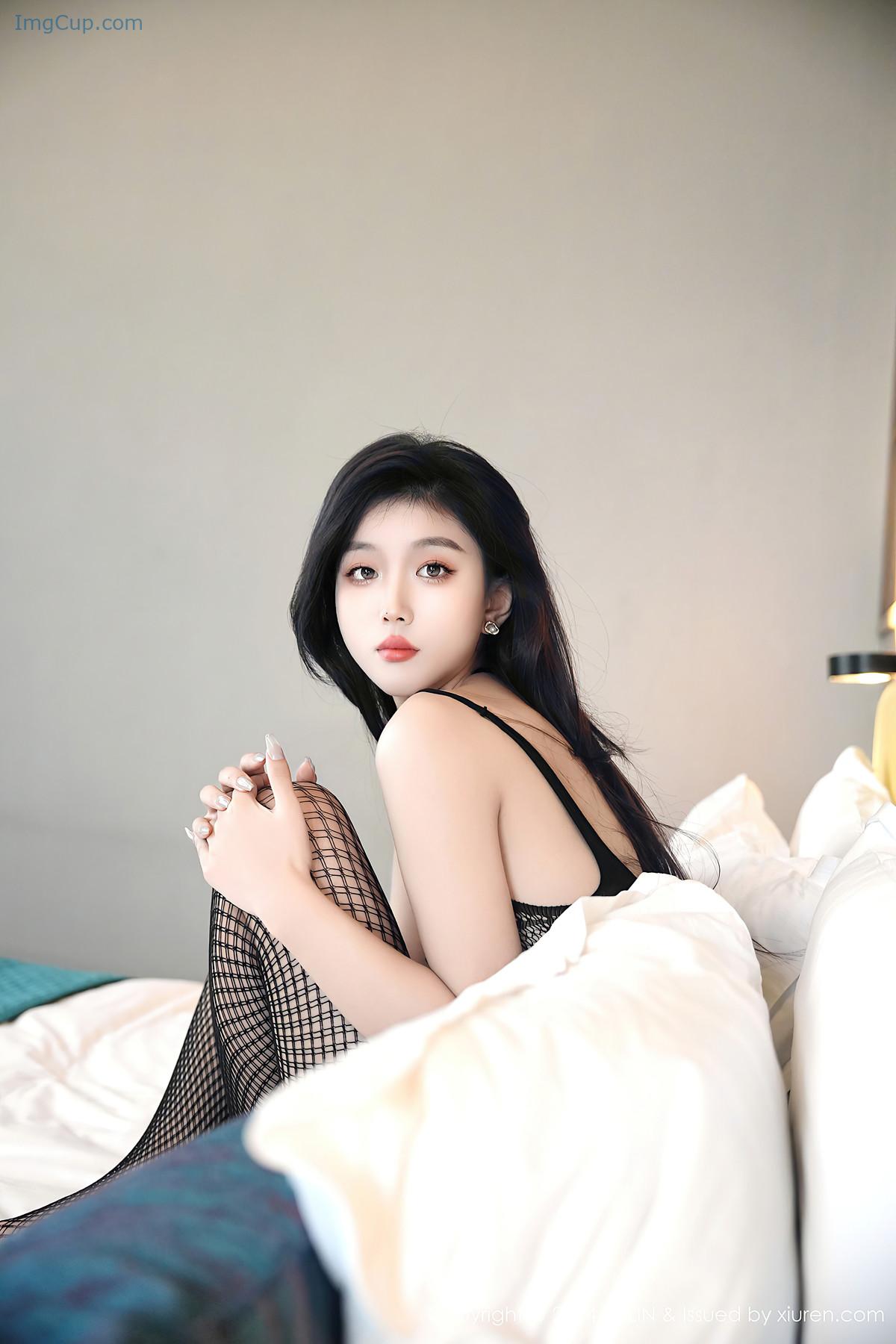 REN03V095_45.jpg REN03V095 45