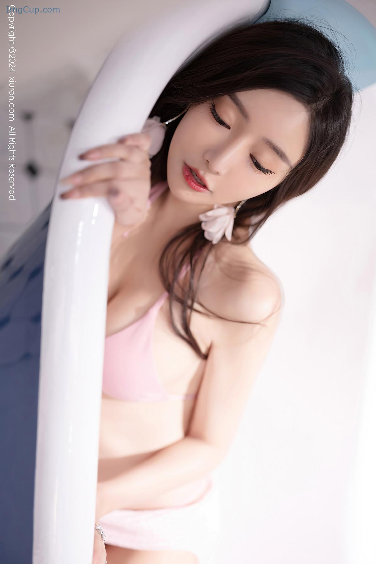 REN04V008_48.jpg REN04V008 48