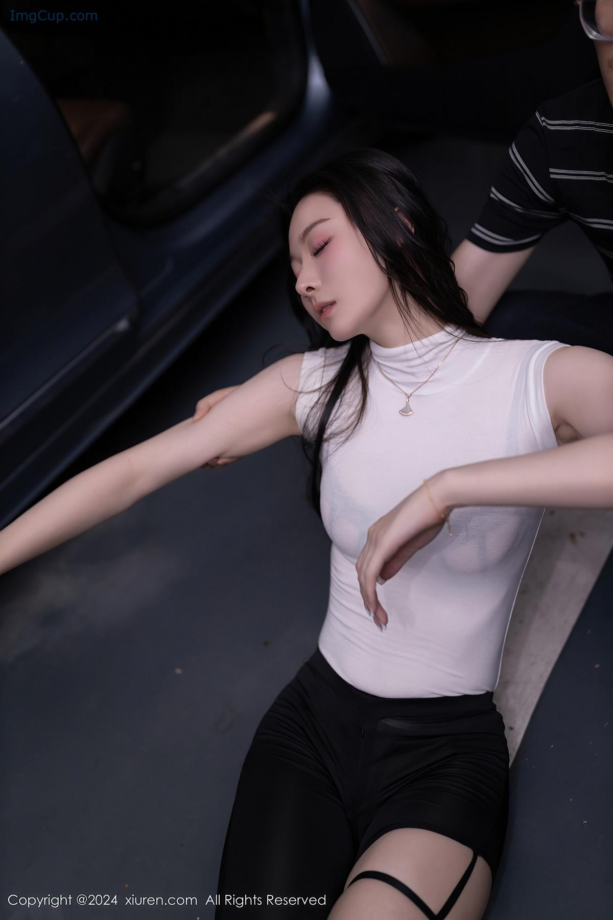 REN04V074_8.jpg REN04V074 8