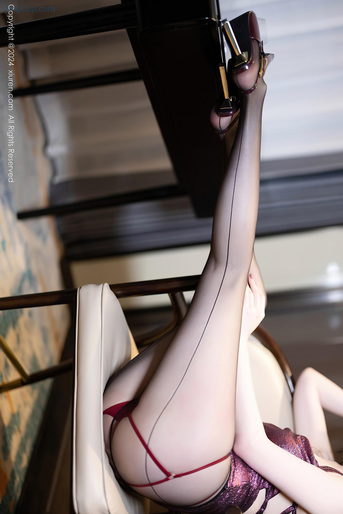 REN04V076_32.jpg REN04V076 32