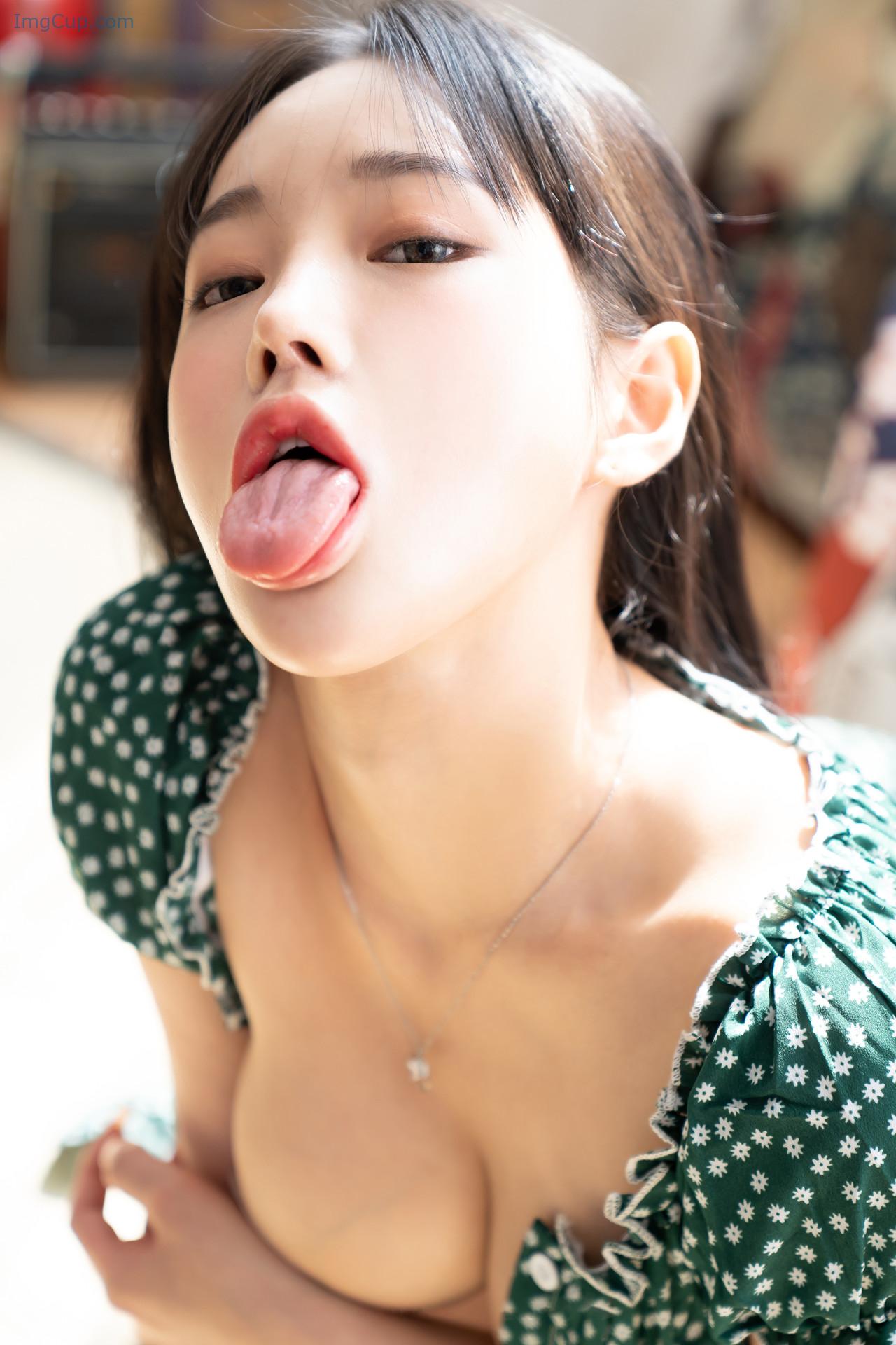 LEEAEHOTVA_25.jpg LEEAEHOTVA 25