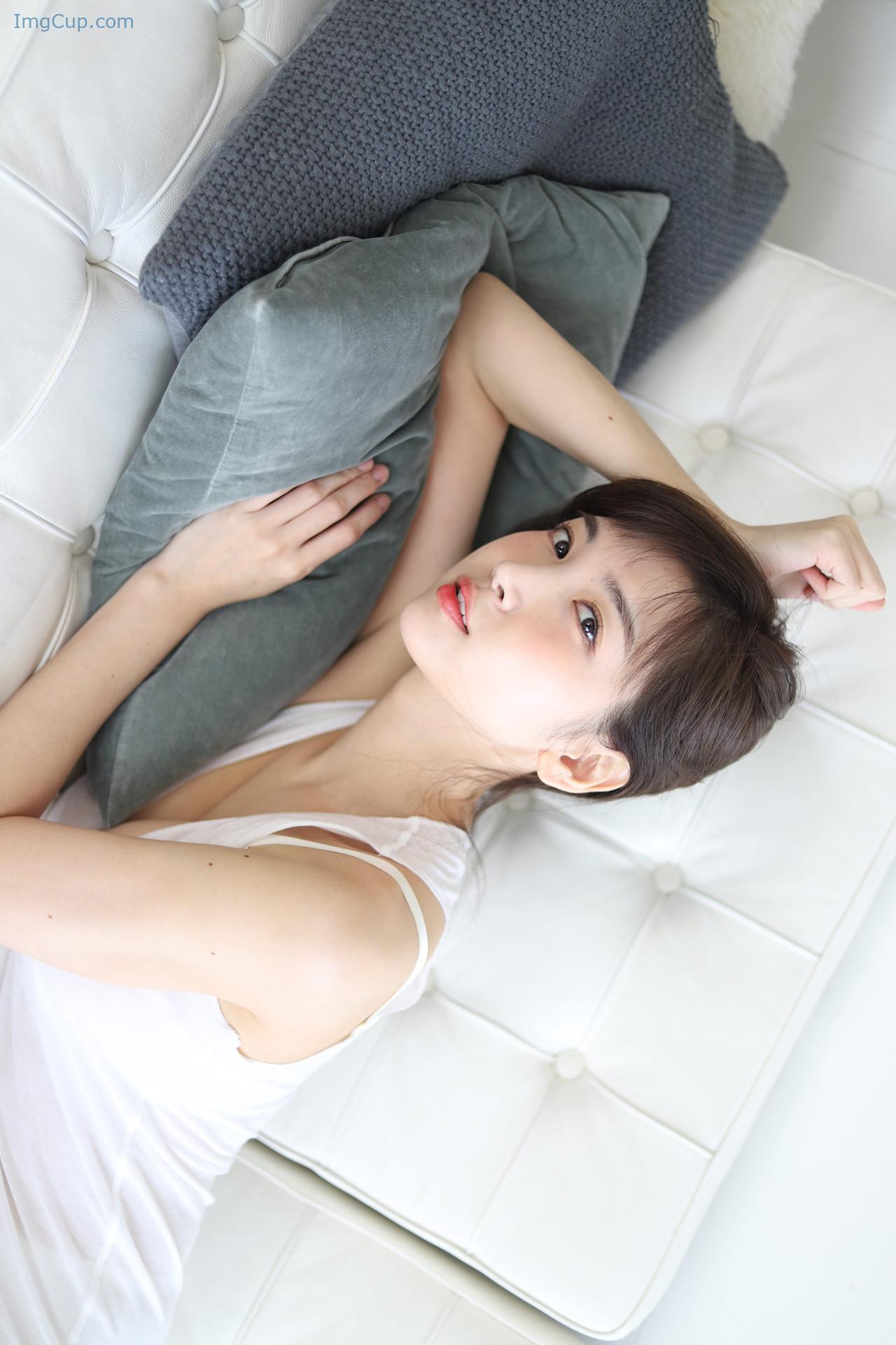 LEEZYAPRIL01_3.jpg LEEZYAPRIL01 3