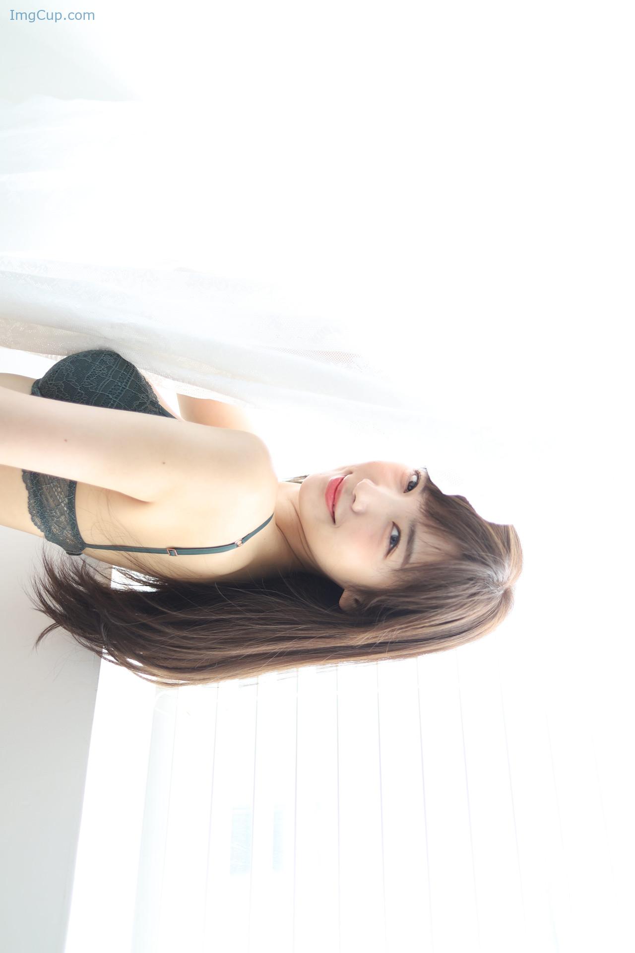 LEEZYAPRIL02_29.jpg LEEZYAPRIL02 29