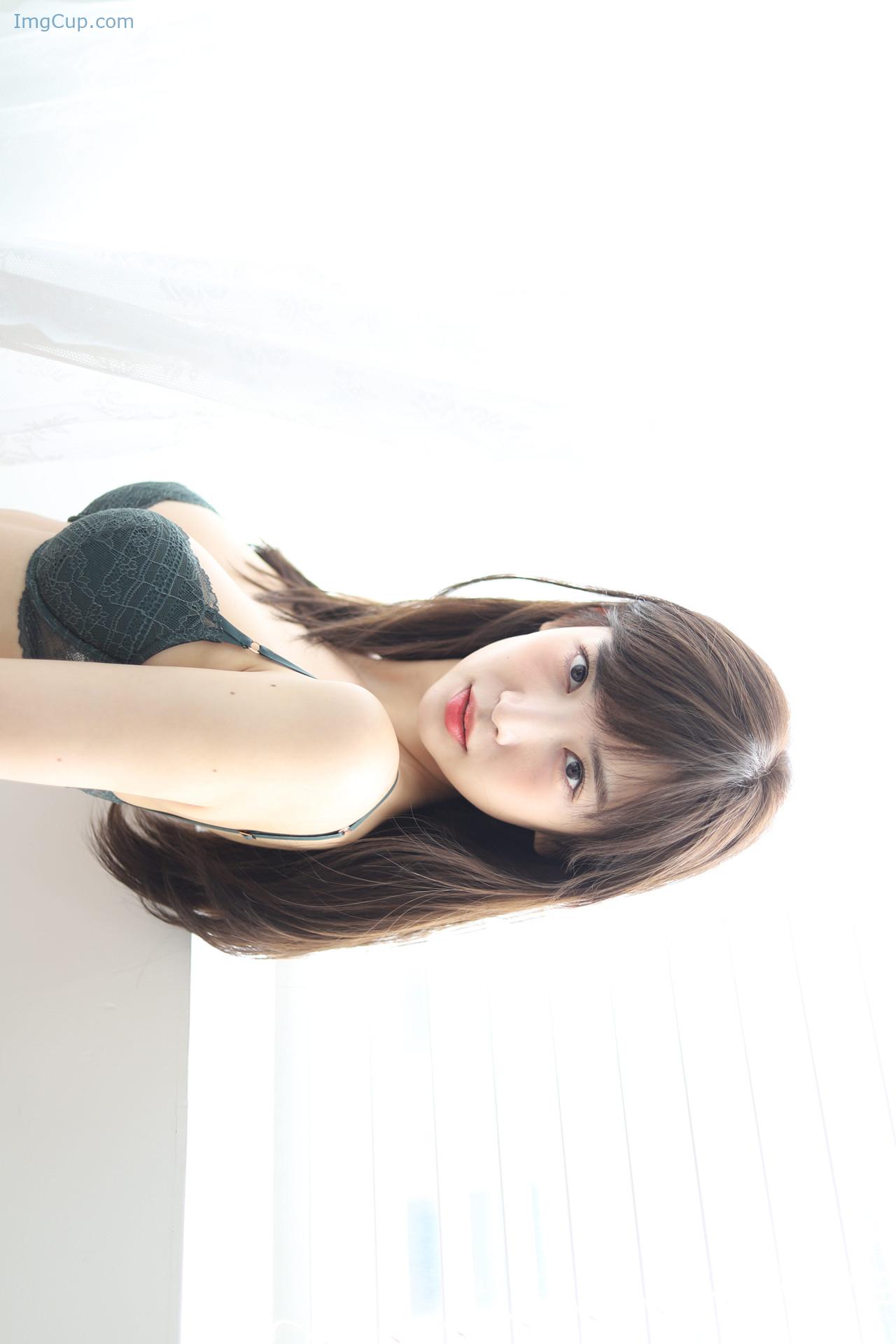 LEEZYAPRIL02_31.jpg LEEZYAPRIL02 31