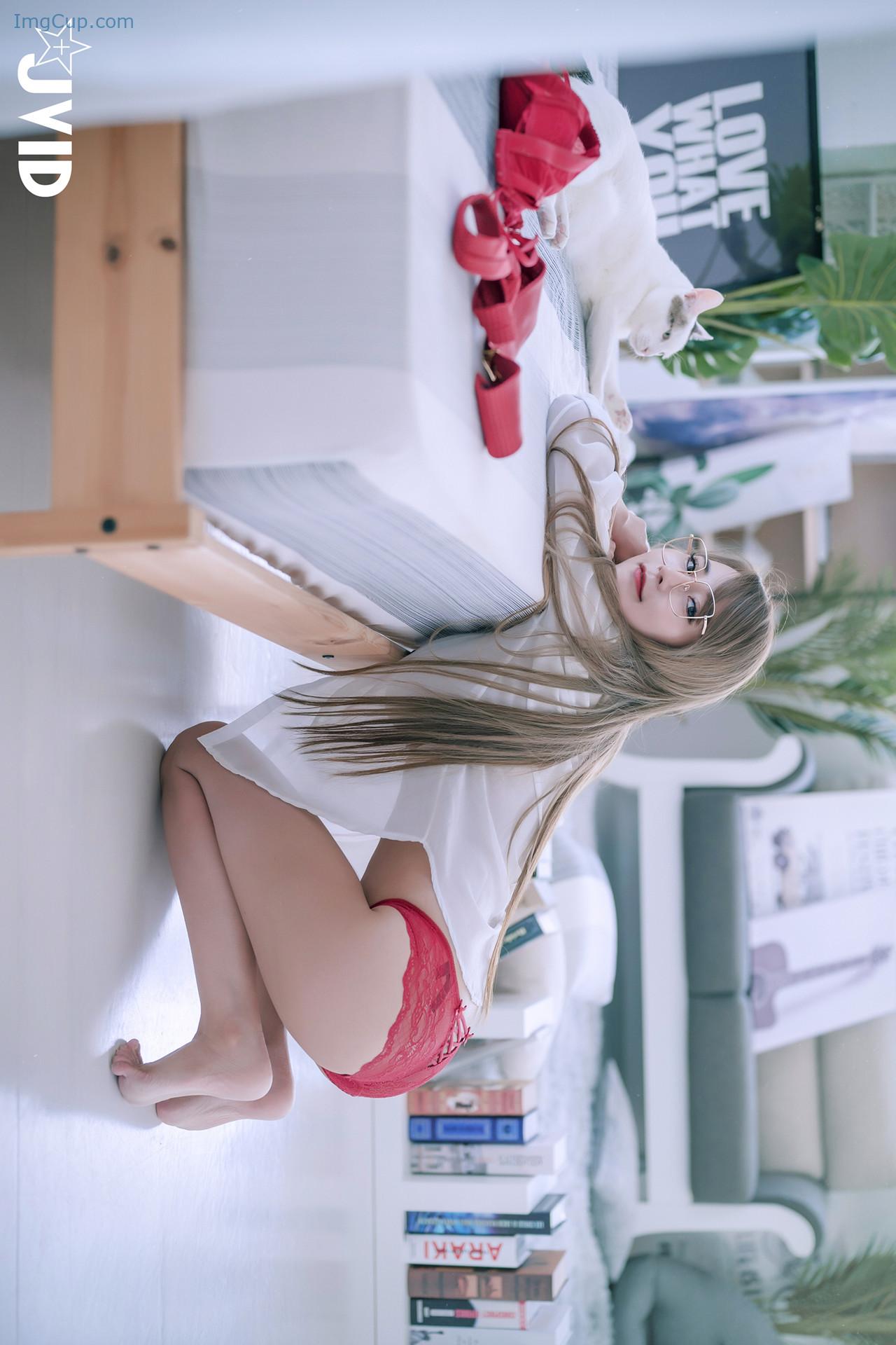 LELETARY01_51.jpg LELETARY01 51