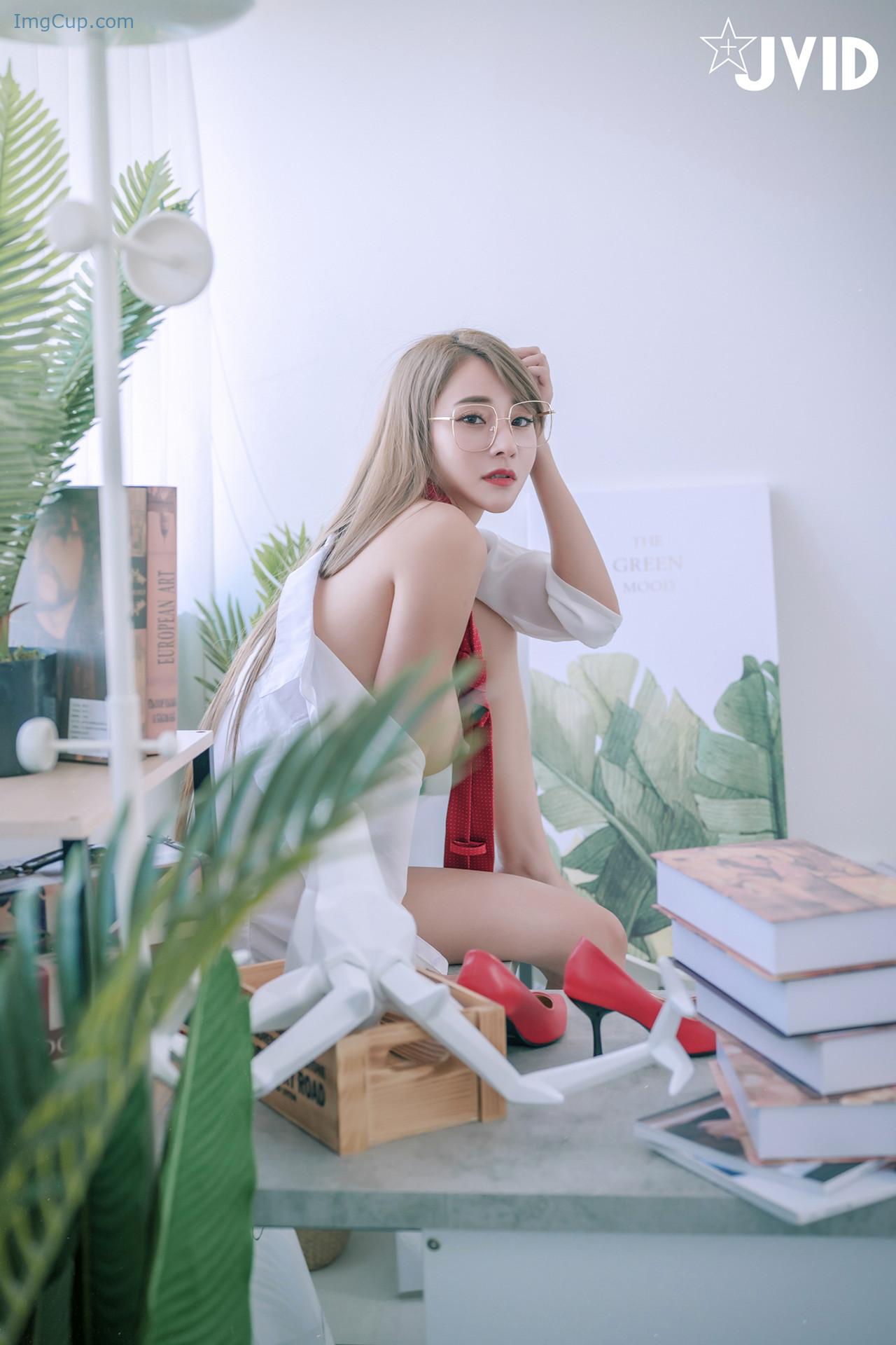 LELETARY01_59.jpg LELETARY01 59