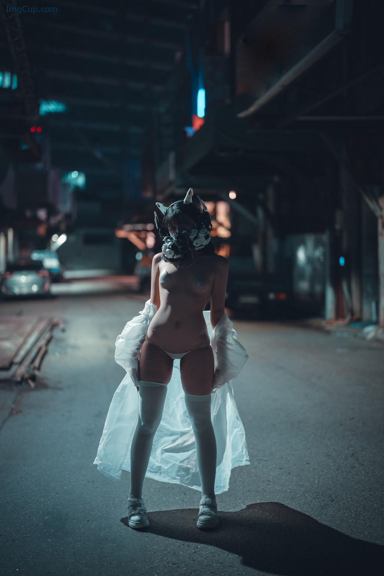 MASKEDRAIN1_20.jpg MASKEDRAIN1 20