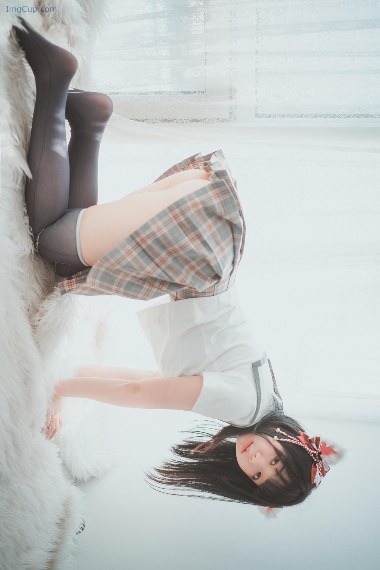 PIANCATGR_25.jpg PIANCATGR 25