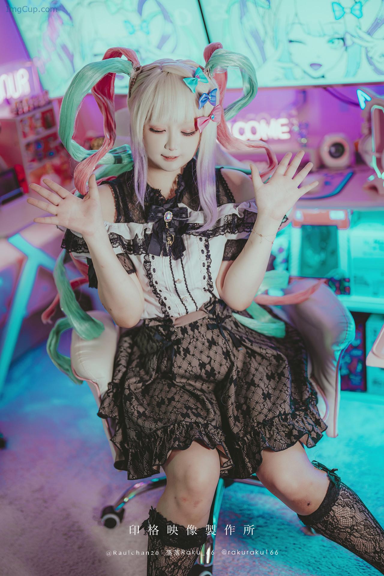 RAKURAKURA_3.jpg RAKURAKURA 3