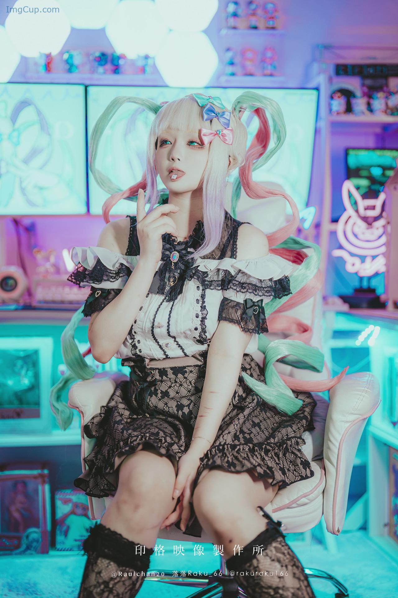 RAKURAKURA_4.jpg RAKURAKURA 4