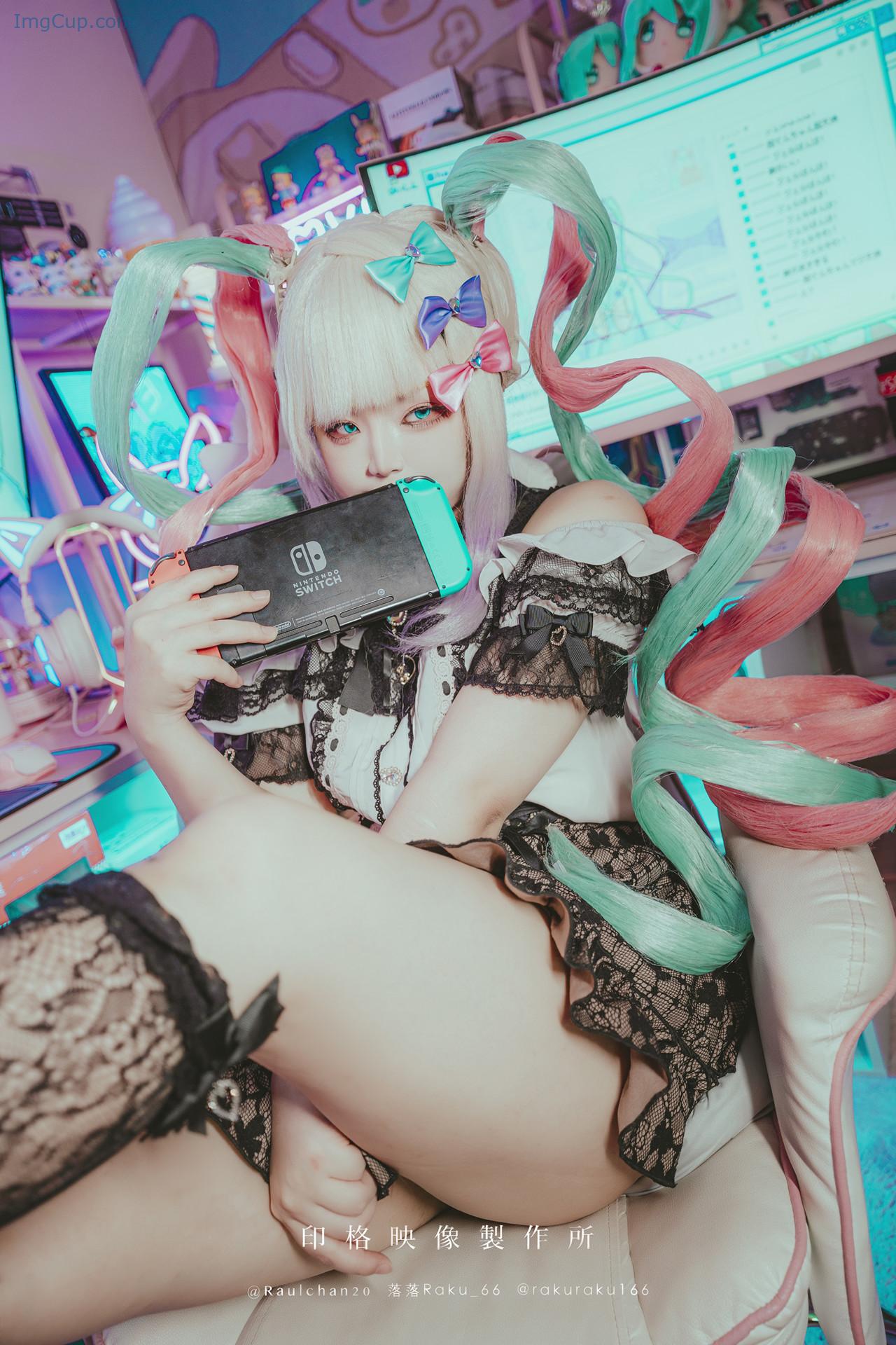 RAKURAKURA_8.jpg RAKURAKURA 8