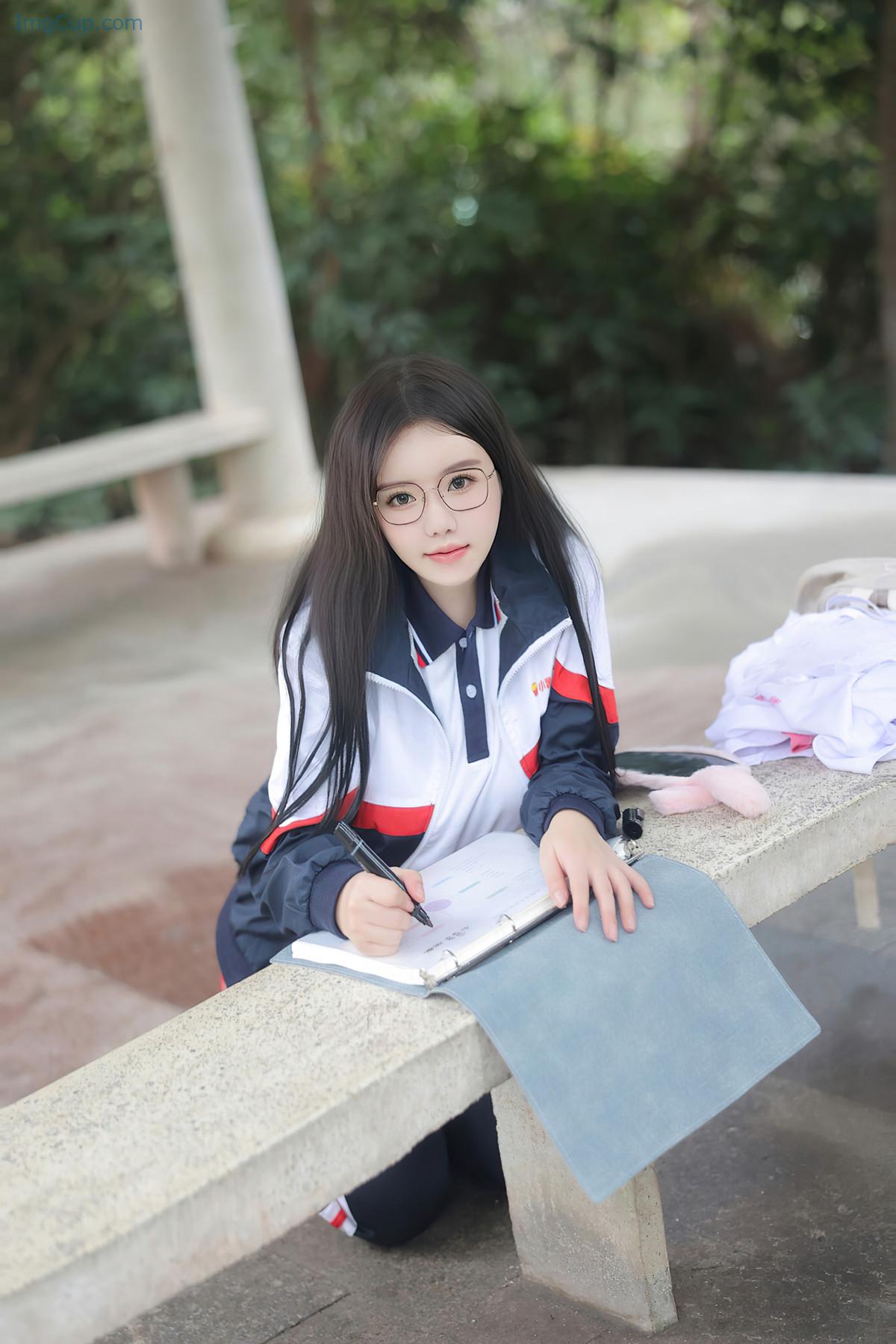 REN05B038_15.jpg REN05B038 15