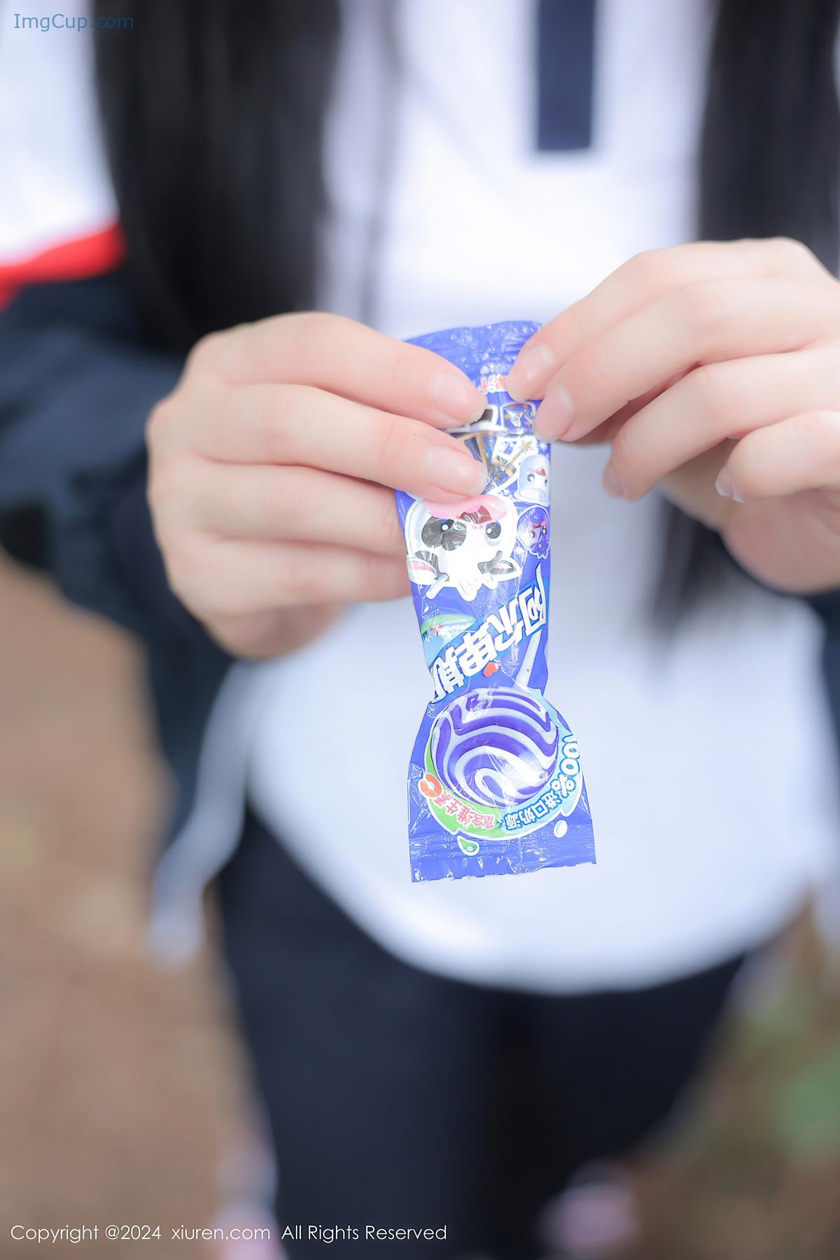 REN05B038_31.jpg REN05B038 31