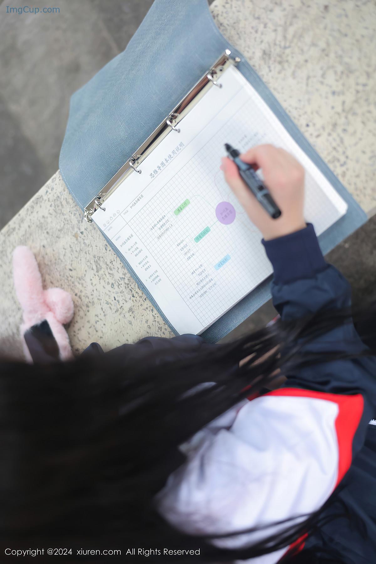 REN05B038_49.jpg REN05B038 49