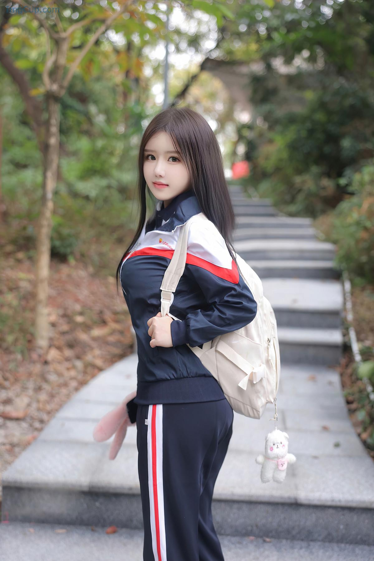 REN05B038_6.jpg REN05B038 6