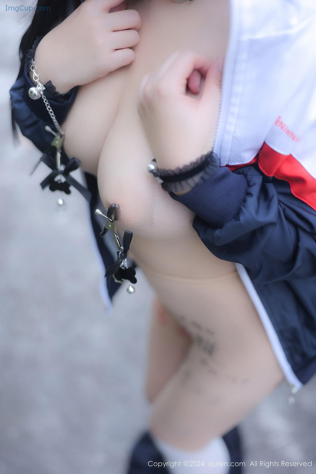 REN05B038_70.jpg REN05B038 70