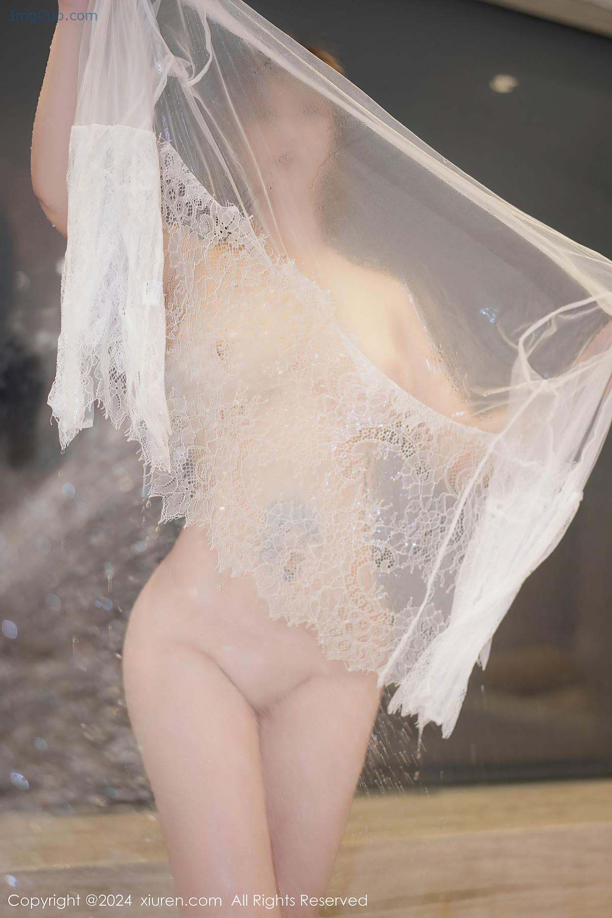 REN05B053_61.jpg REN05B053 61