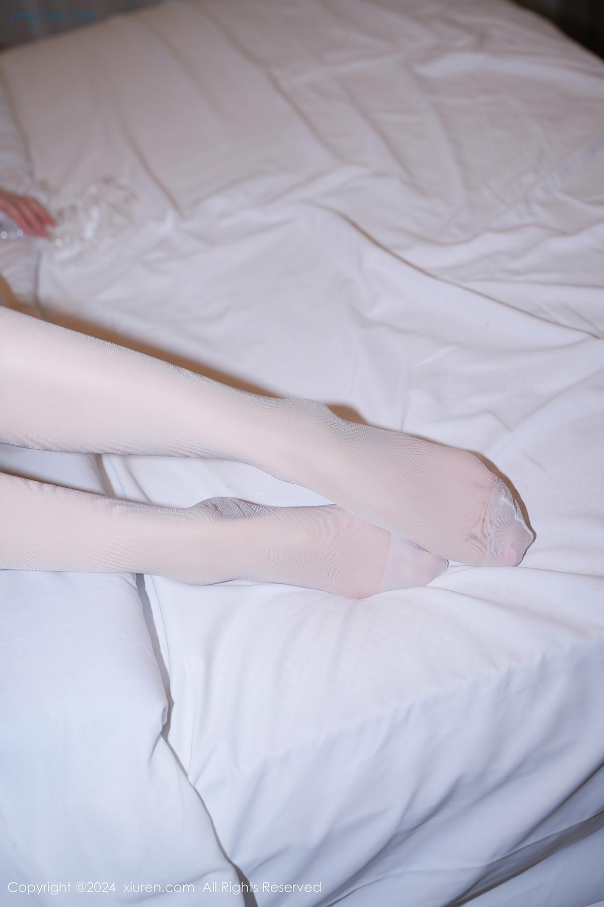 REN05B071_43.jpg REN05B071 43