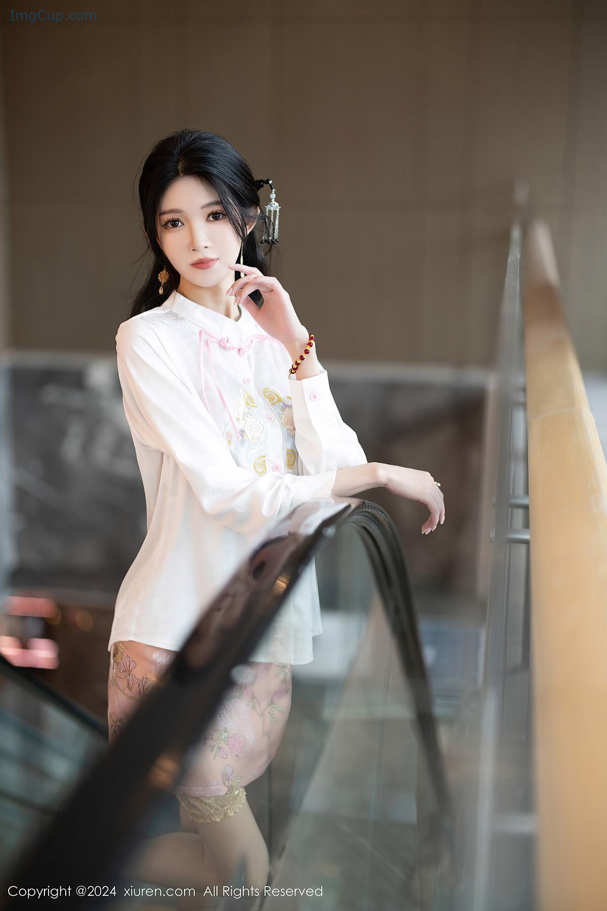 REN05B073_8.jpg REN05B073 8