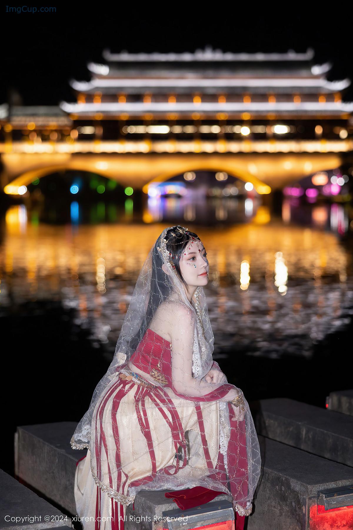 REN05B074_12.jpg REN05B074 12