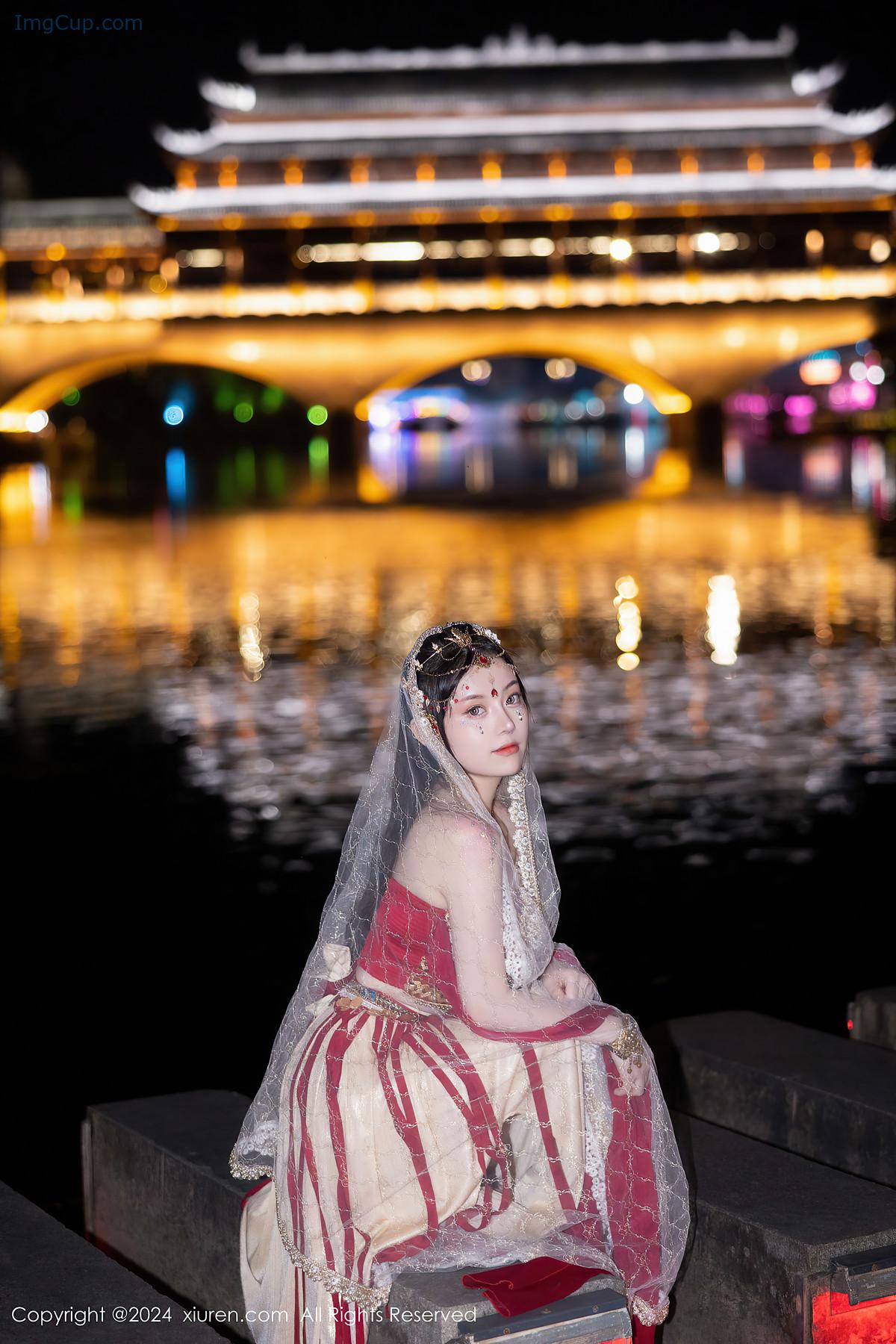 REN05B074_13.jpg REN05B074 13