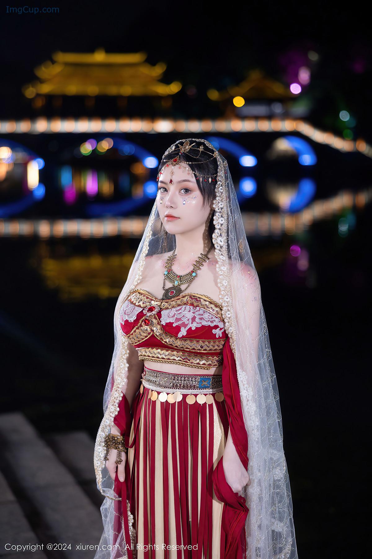 REN05B074_2.jpg REN05B074 2