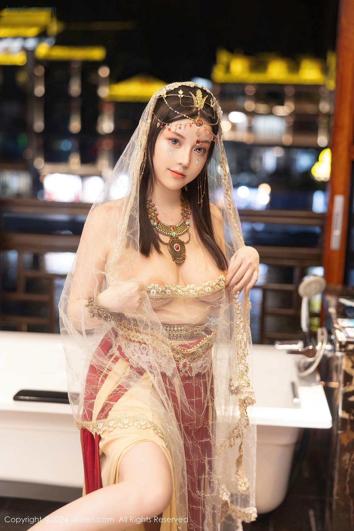 REN05B074_45.jpg REN05B074 45