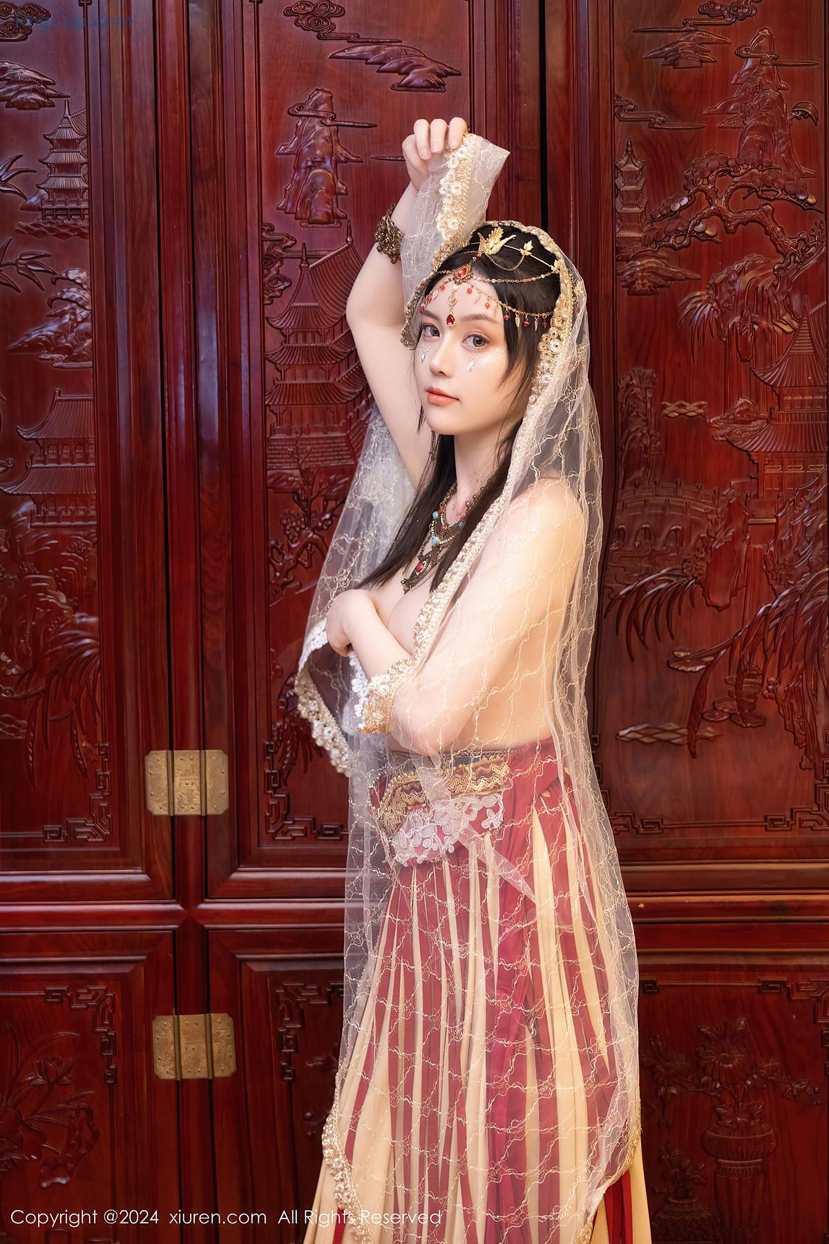 REN05B074_51.jpg REN05B074 51