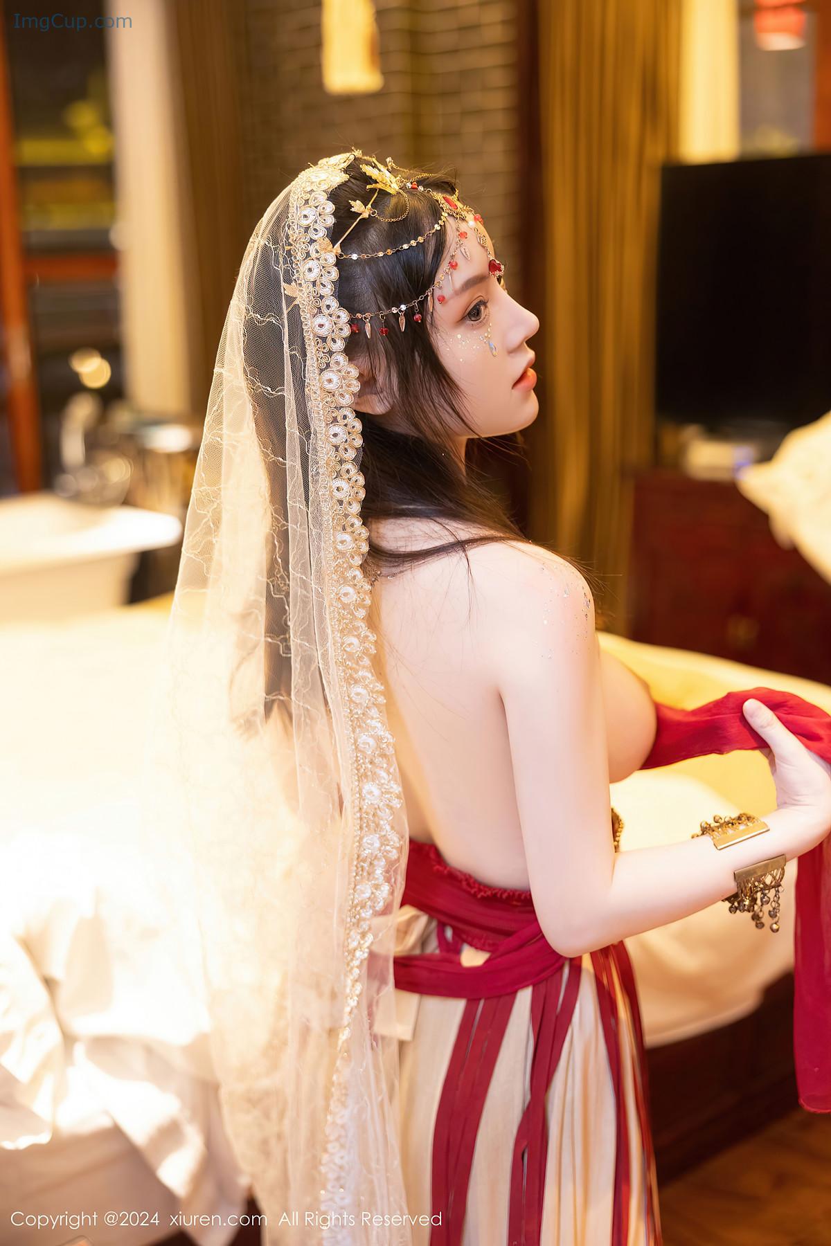 REN05B074_73.jpg REN05B074 73