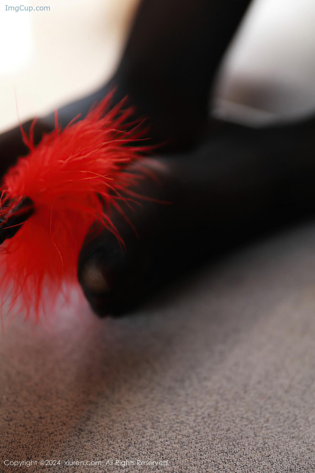 REN05B082_89.jpg REN05B082 89