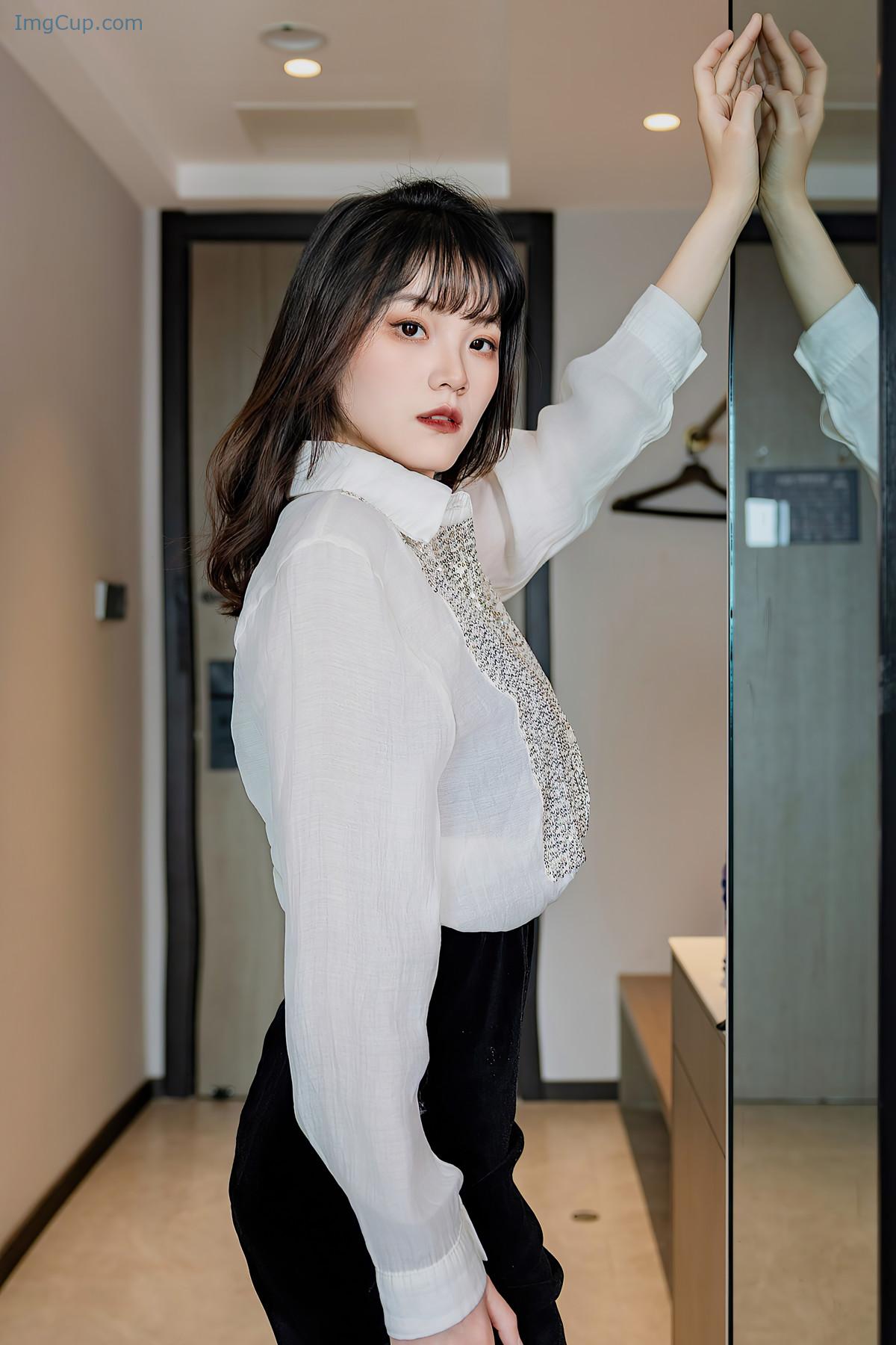 REN05B083_8.jpg REN05B083 8