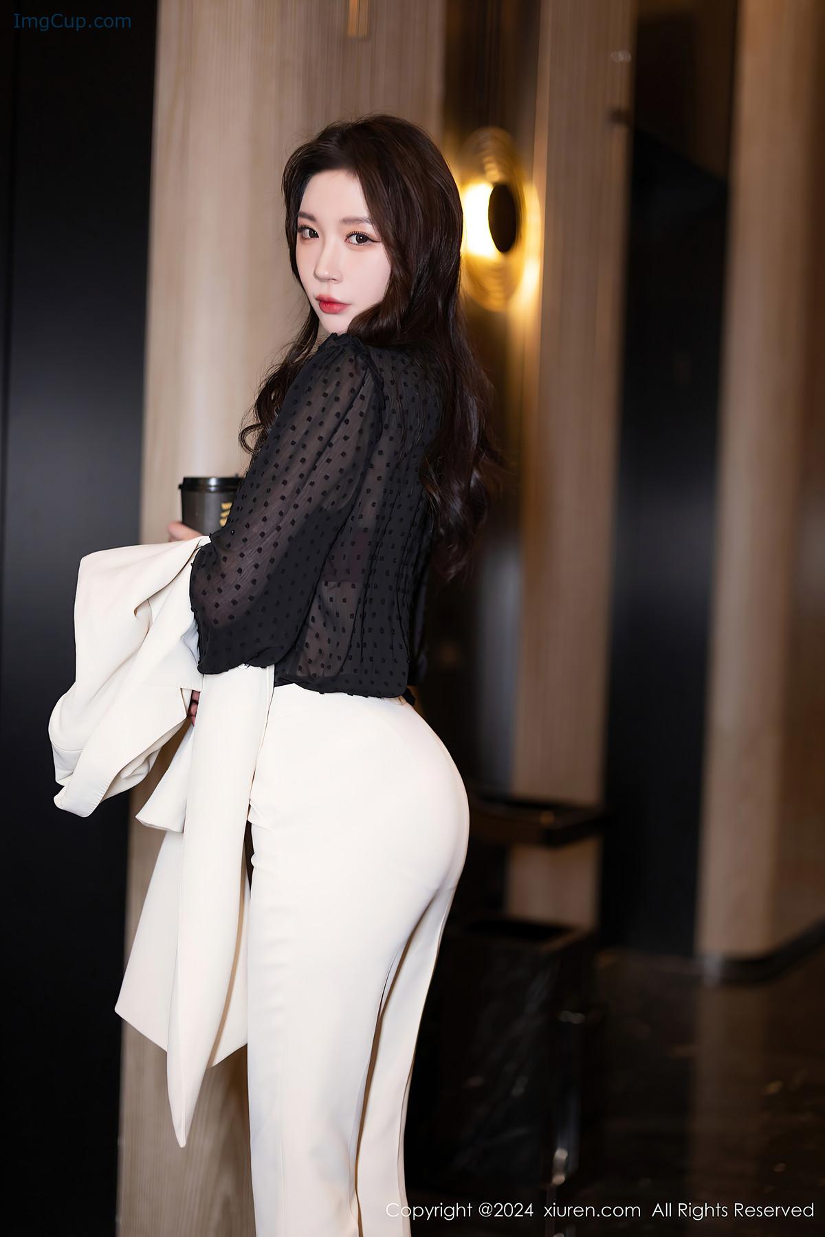 REN05B084_14.jpg REN05B084 14