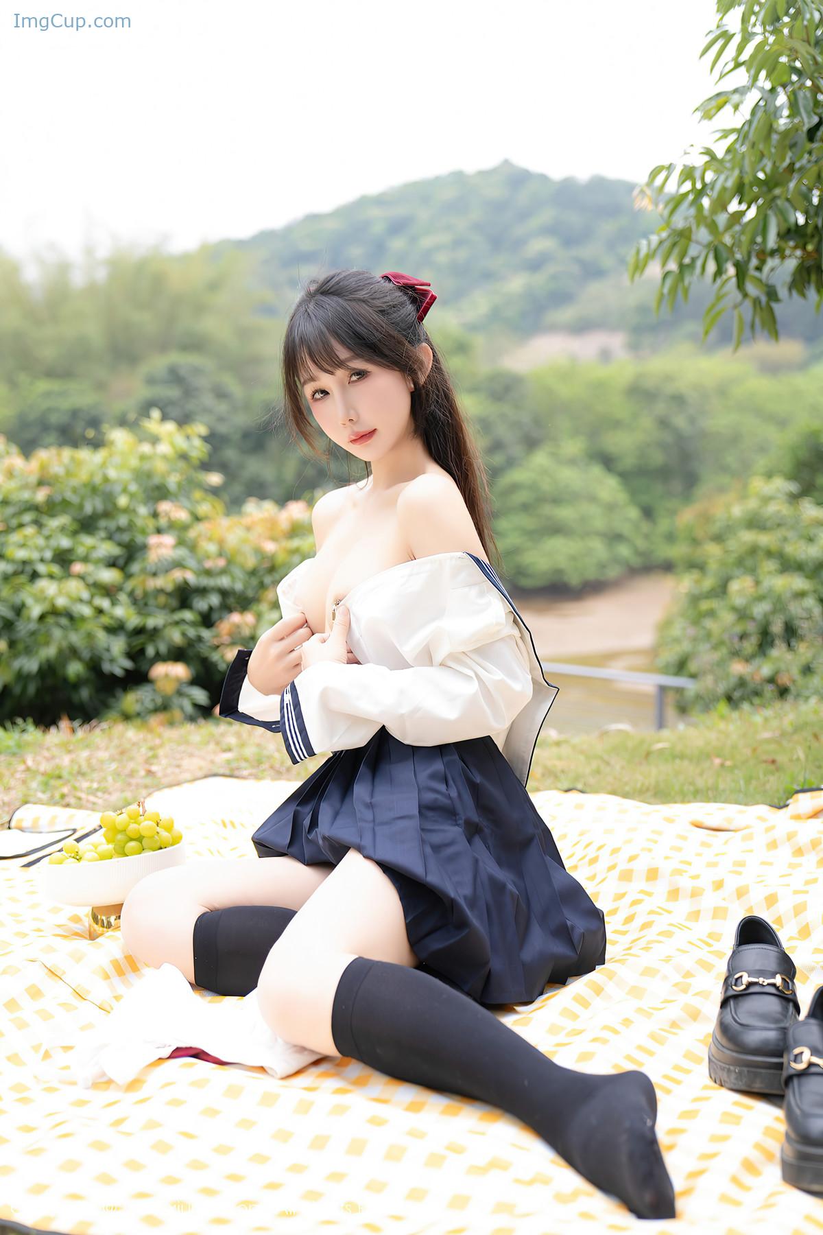 REN05Z004_70.jpg REN05Z004 70