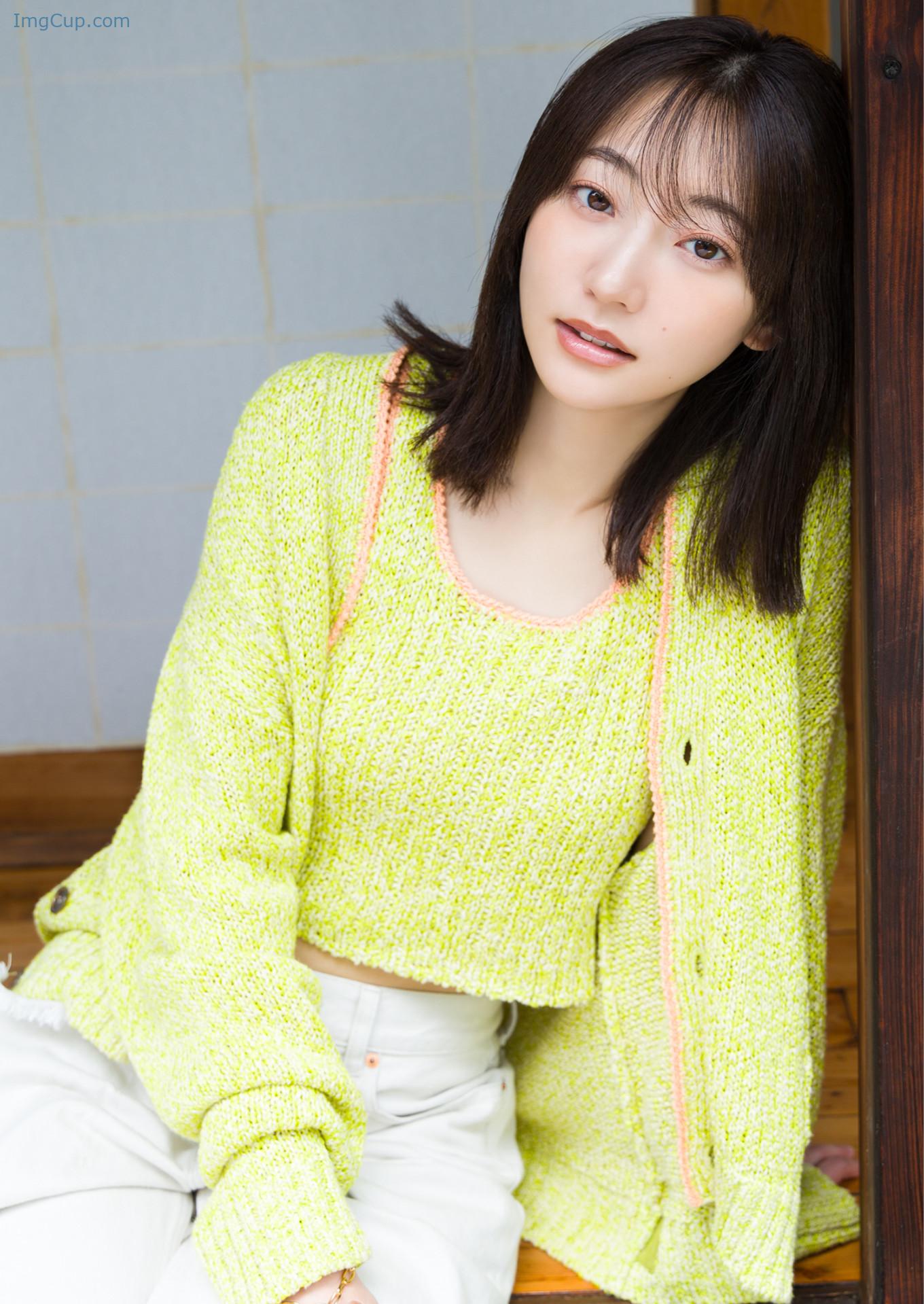 RENATABI01_12.jpg RENATABI01 12