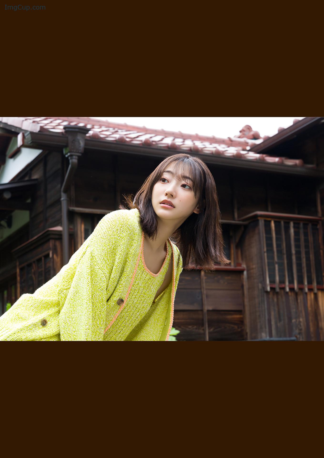 RENATABI01_5.jpg RENATABI01 5