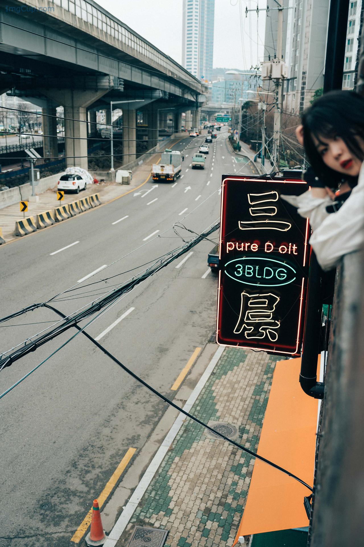 ZIACLOSER1_1.jpg ZIACLOSER1 1