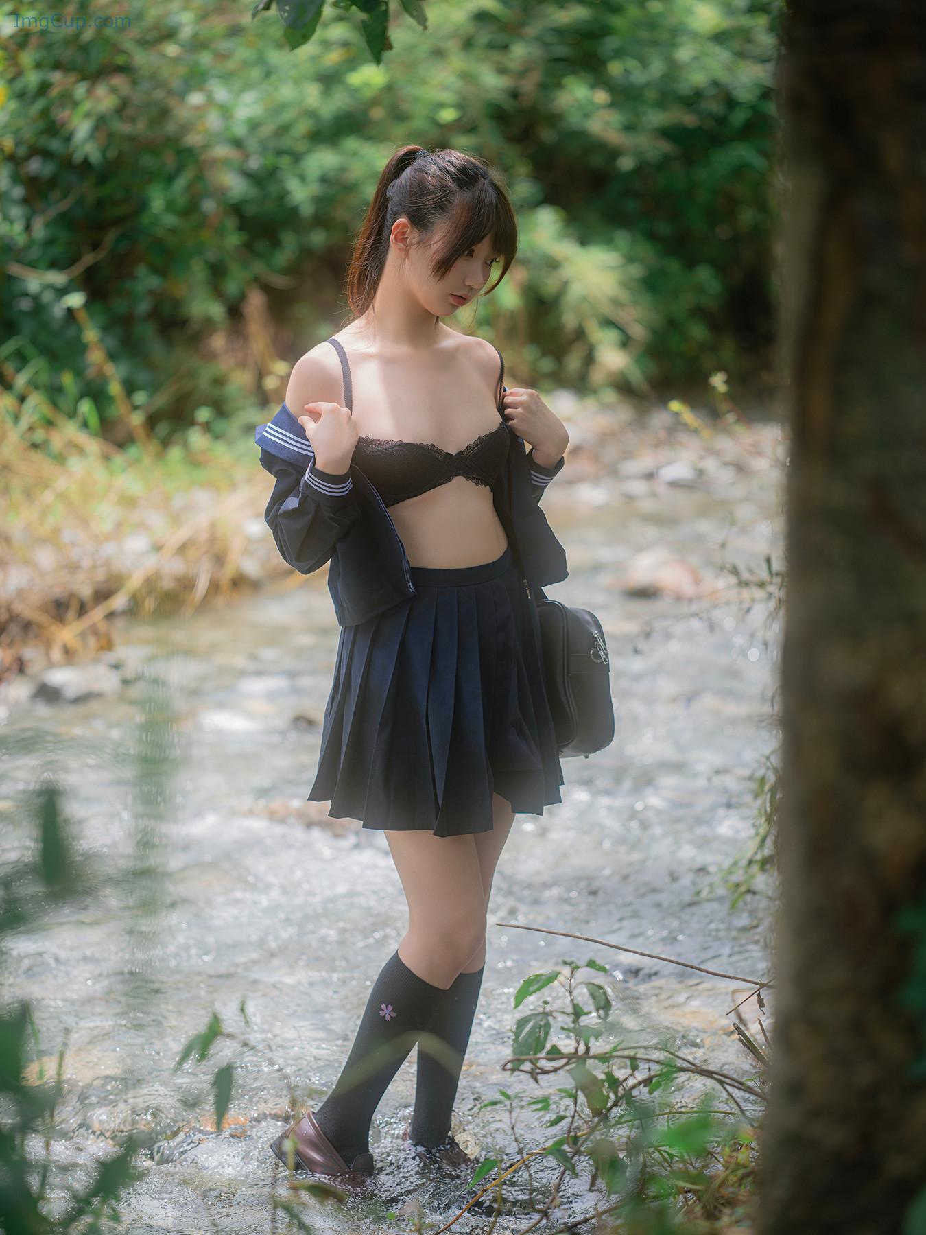 COS06A053_7.jpg 5krxq5ld COS06A053 7