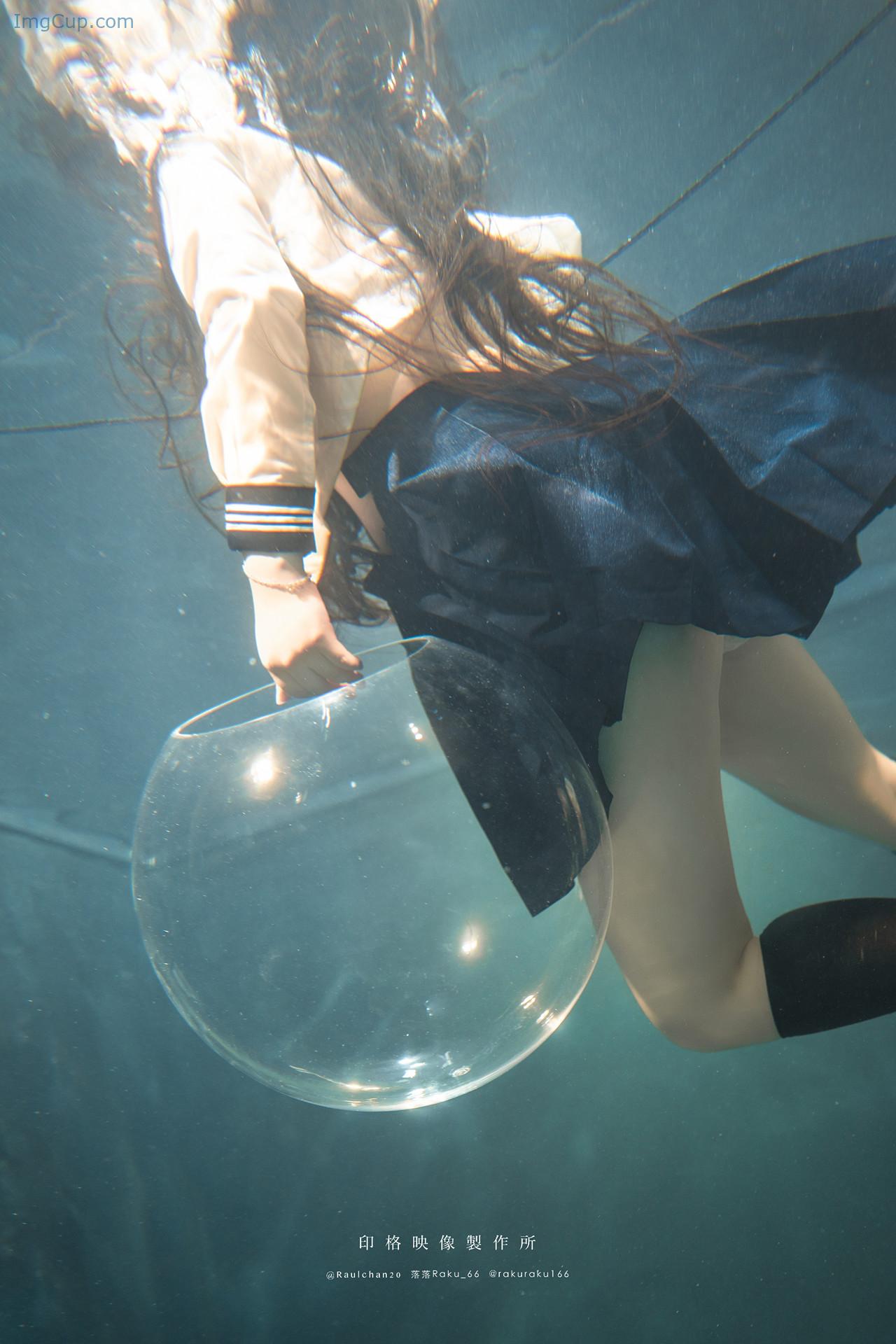 COS06A033_10.jpg COS06A033 10