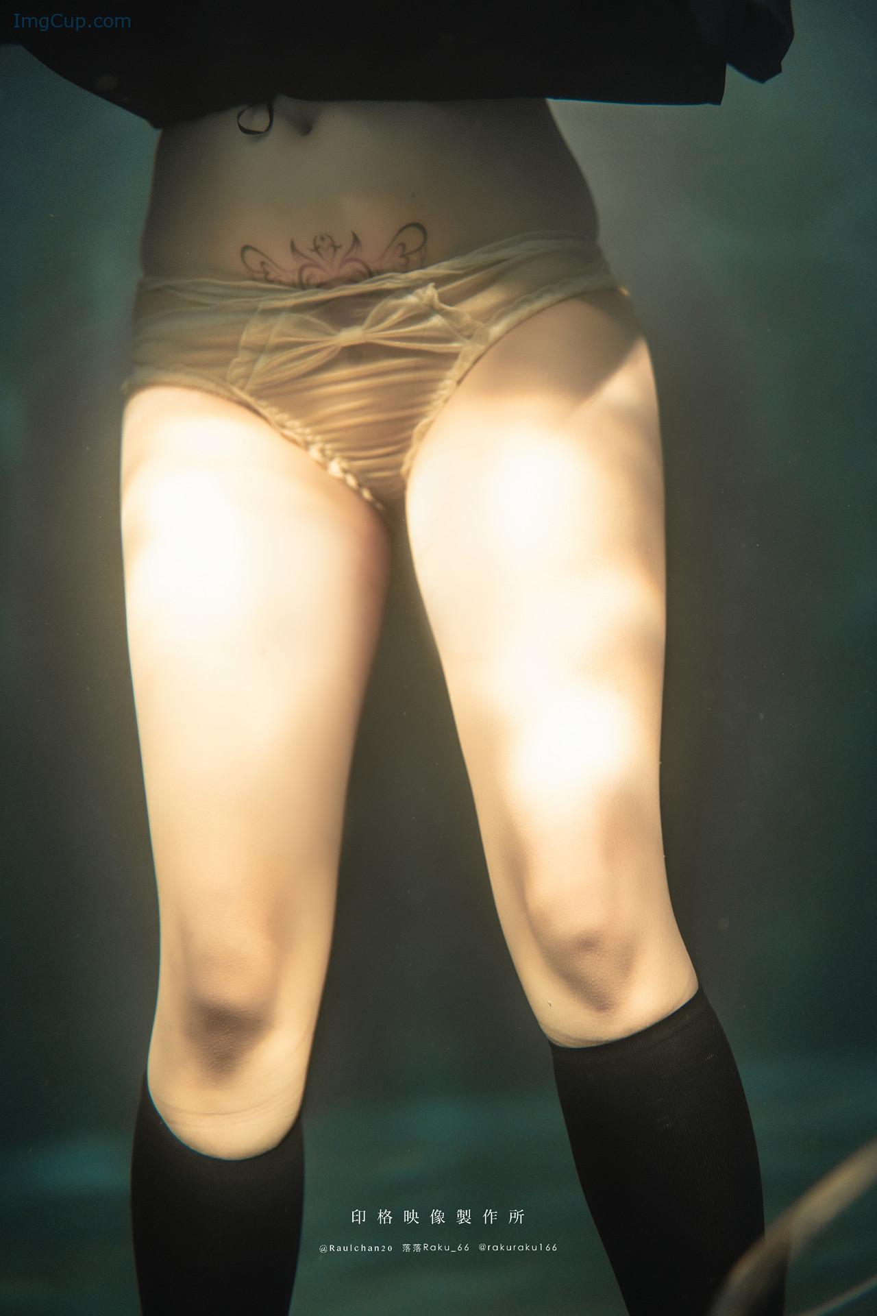 COS06A033_12.jpg COS06A033 12