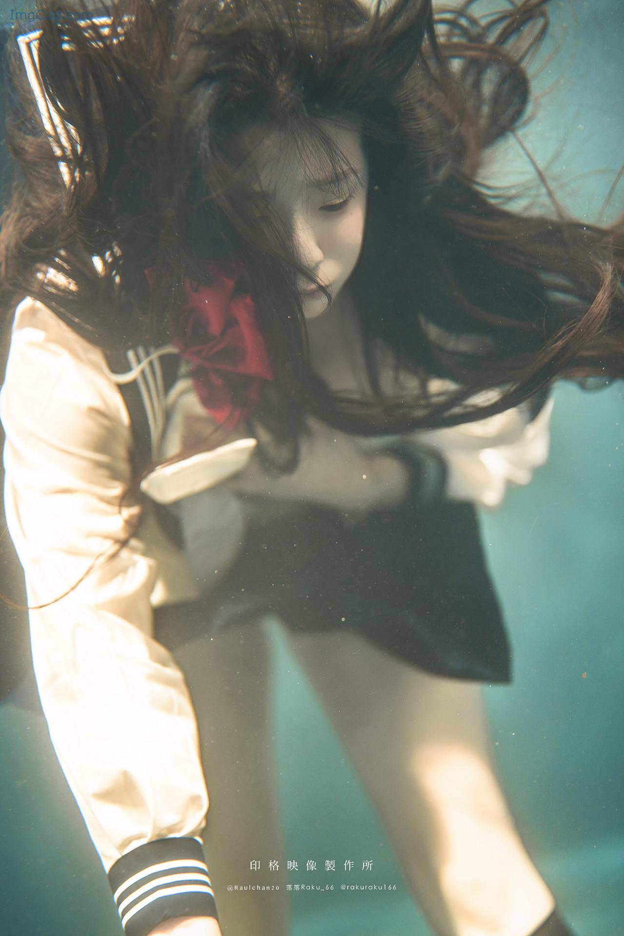 COS06A033_13.jpg COS06A033 13