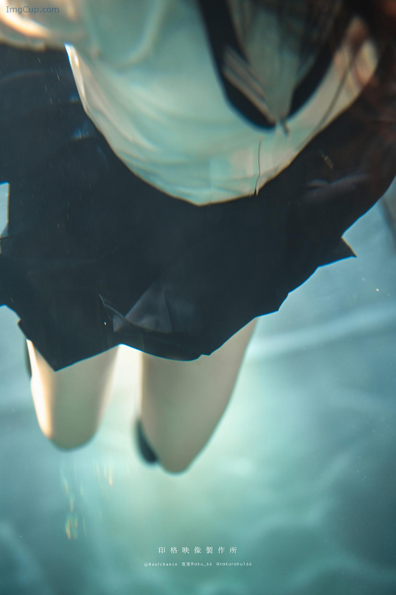 COS06A033_2.jpg COS06A033 2