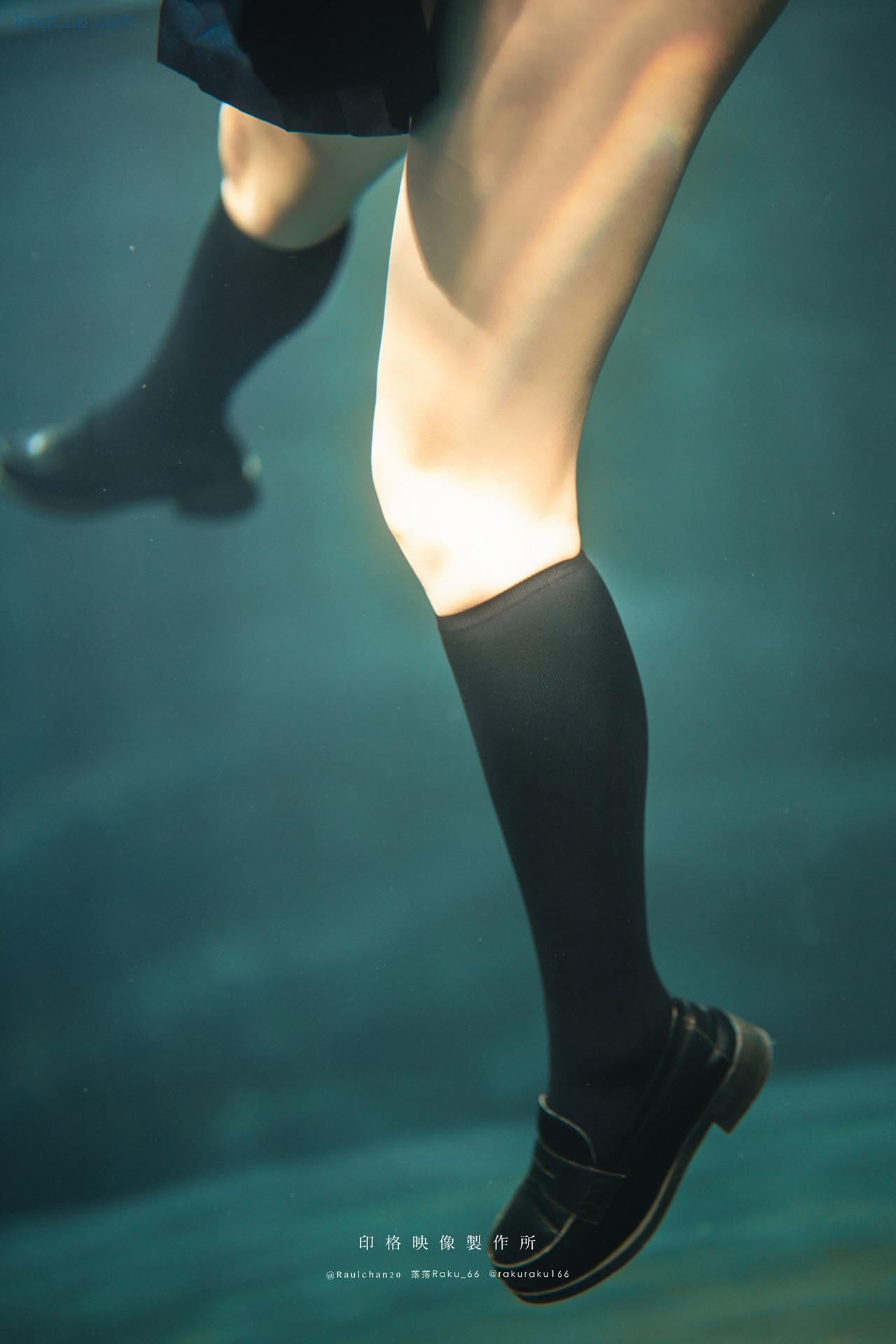 COS06A033_20.jpg COS06A033 20