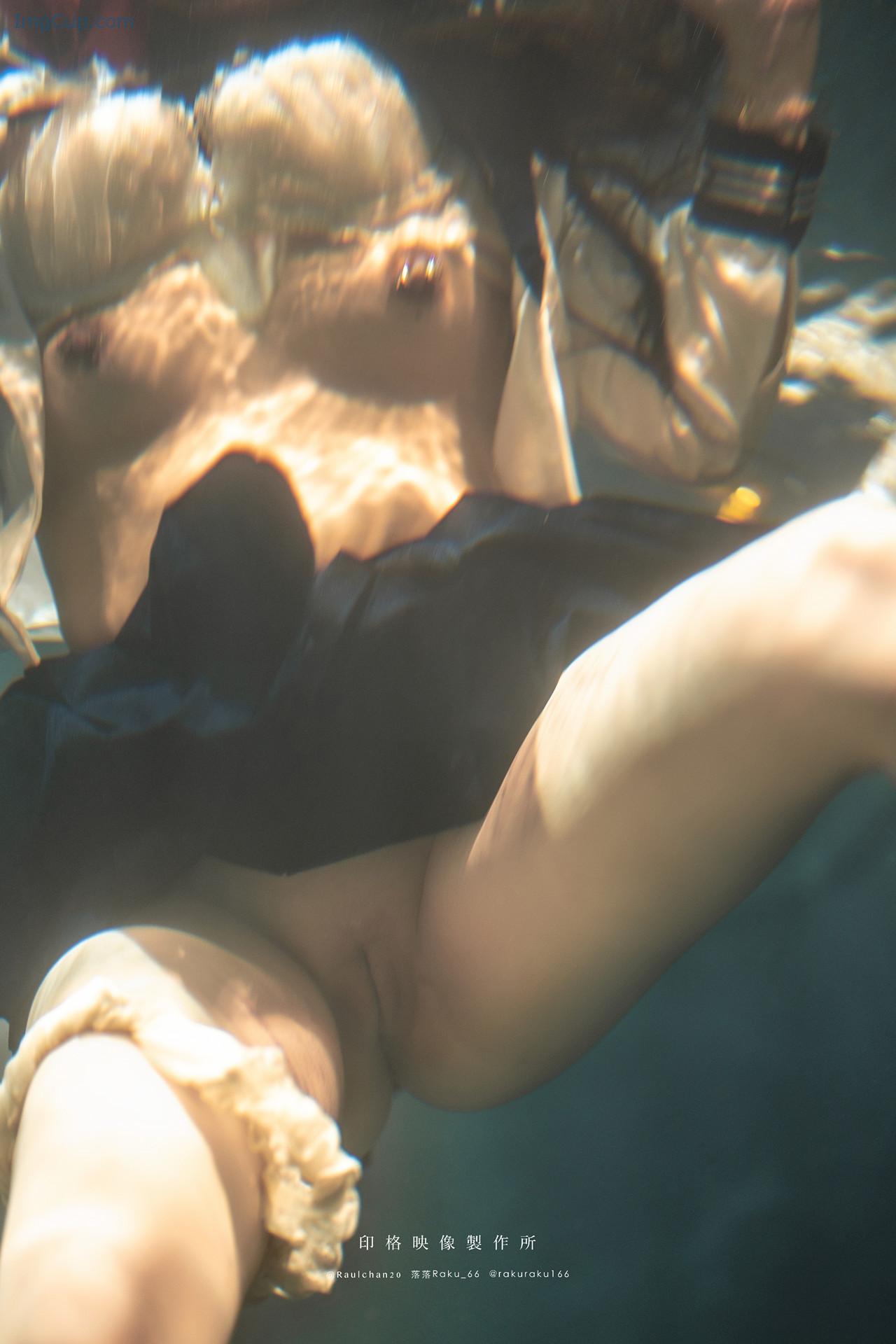 COS06A033_22.jpg COS06A033 22