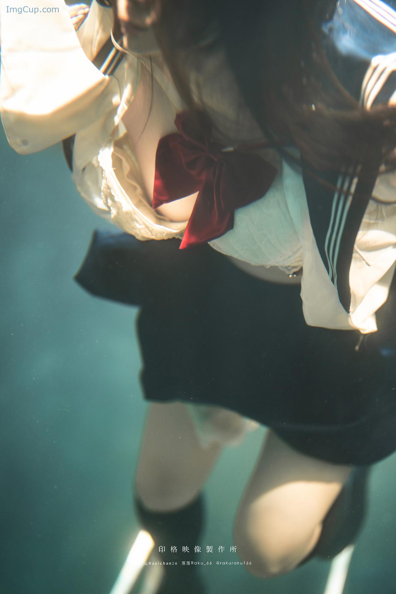 COS06A033_26.jpg COS06A033 26