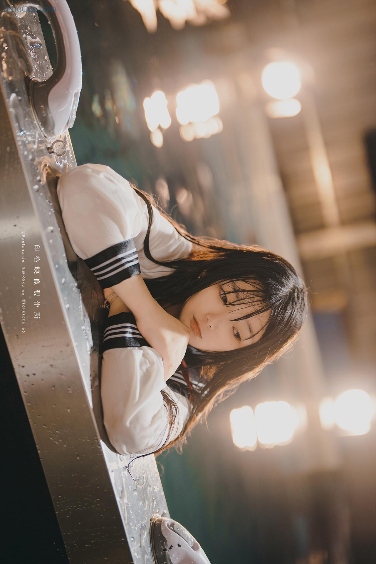 COS06A033_44.jpg COS06A033 44