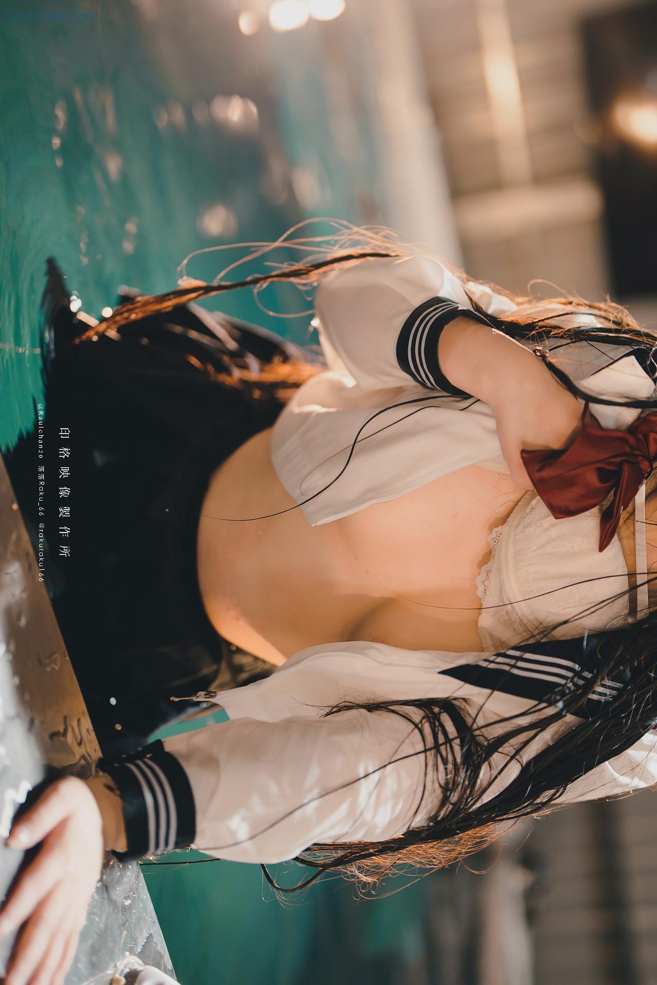 COS06A033_49.jpg COS06A033 49