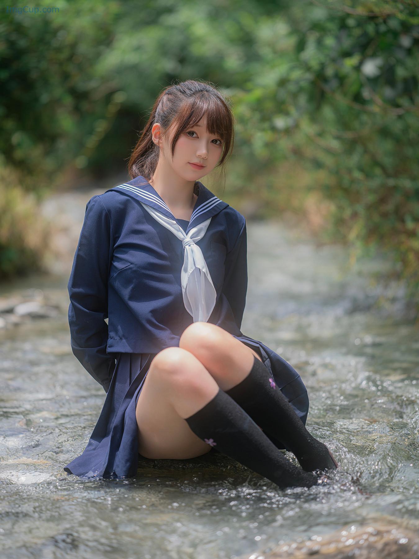 COS06A051_31.jpg COS06A051 31