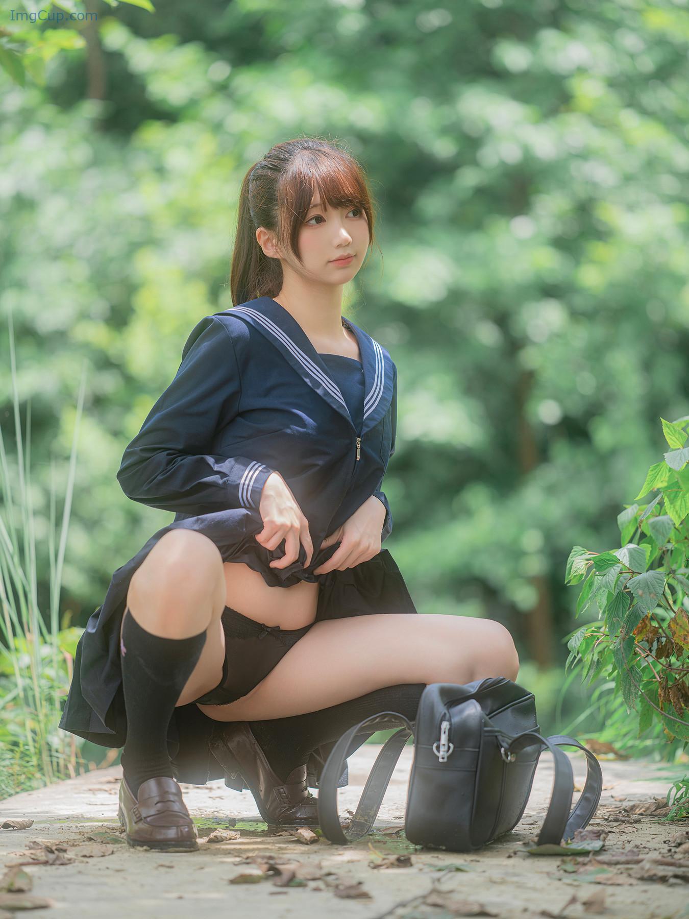 COS06A051_7.jpg COS06A051 7