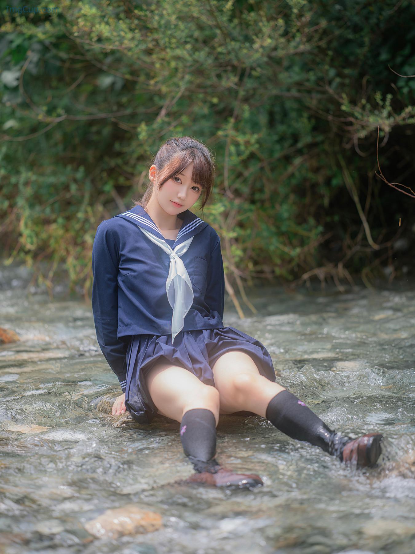 COS06A052_1.jpg COS06A052 1