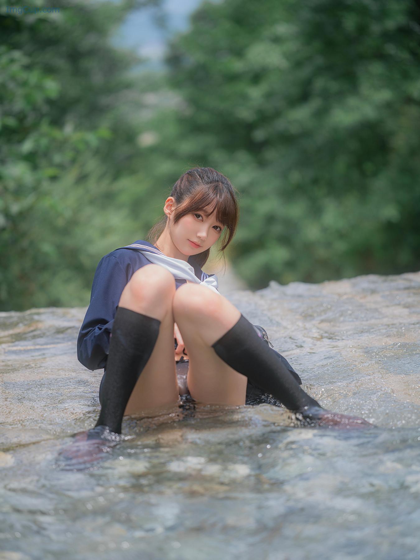 COS06A052_28.jpg COS06A052 28